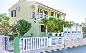 Apartment Pelicaric Sali Dugi Otok